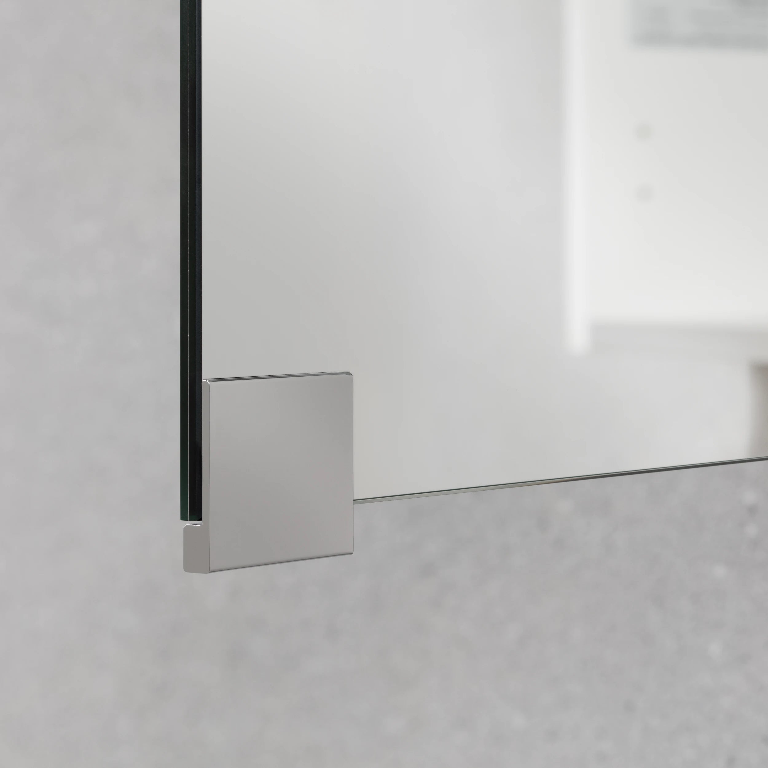 Spiegeltür Griff verchromt