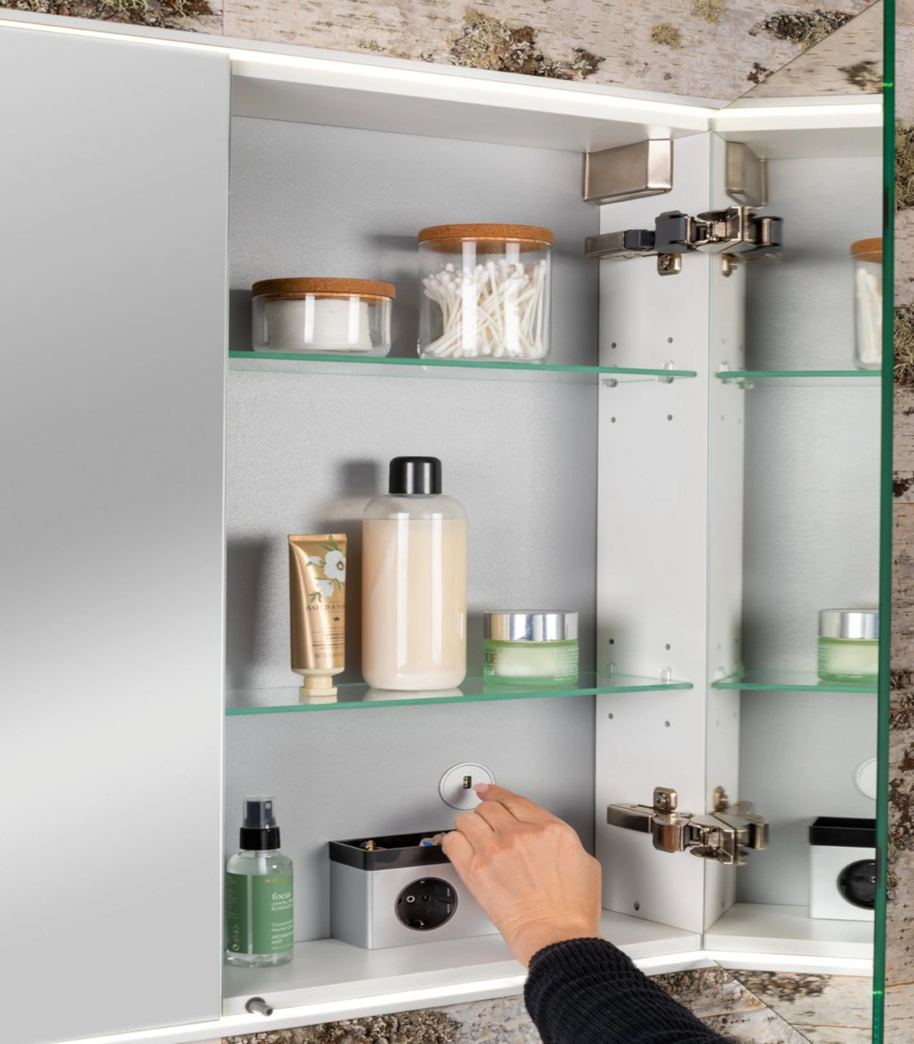 Spiegelschrank W1 I 100 cm, 3 Türen, Korpus Weiß Hochglanz